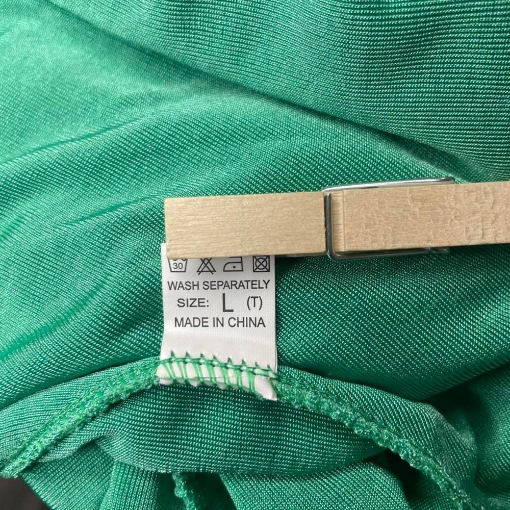 Green Jéan Alexa inspired dress - Picture 5 of 5